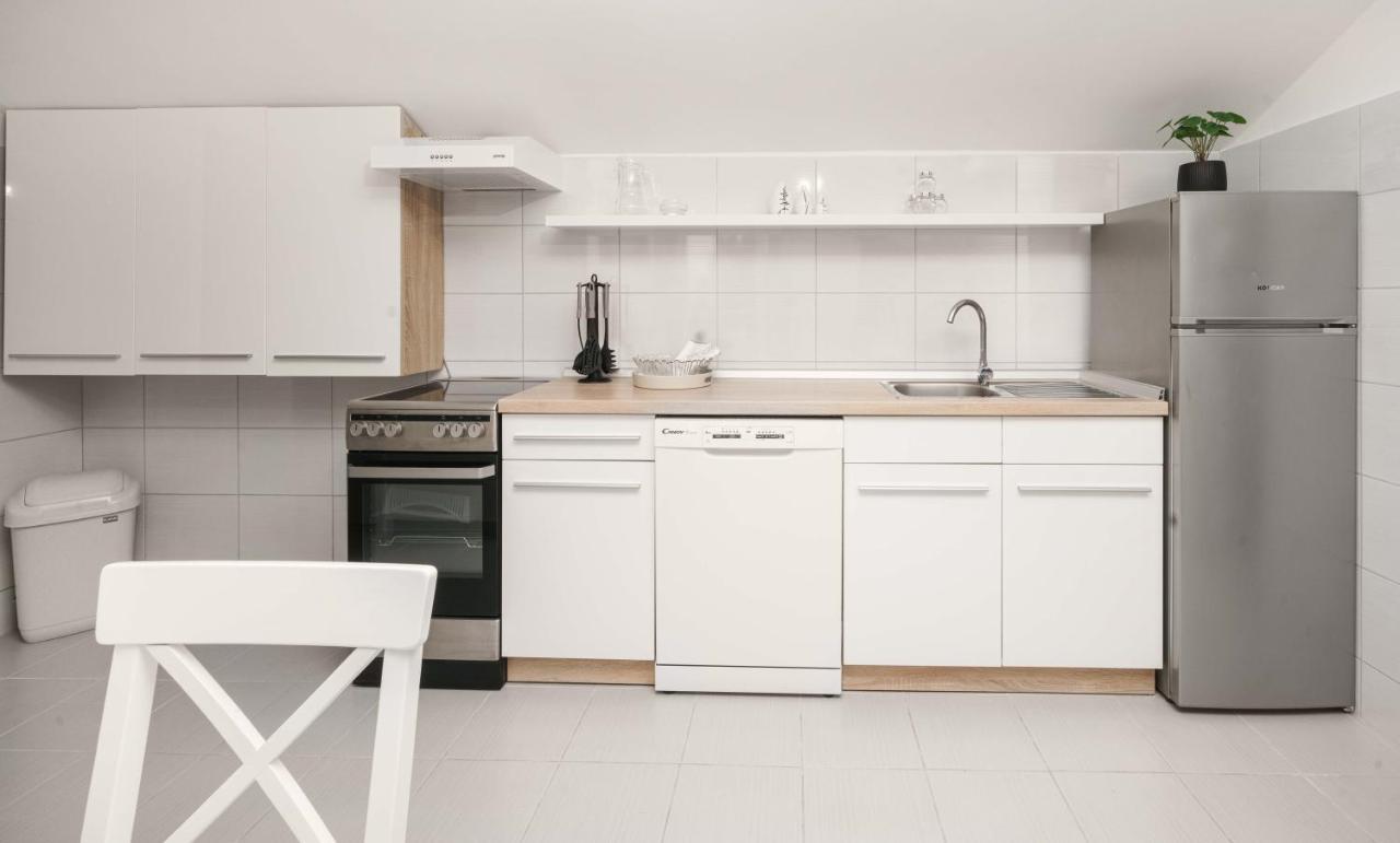 Vila Ms2 Apartman Tribalj Kültér fotó